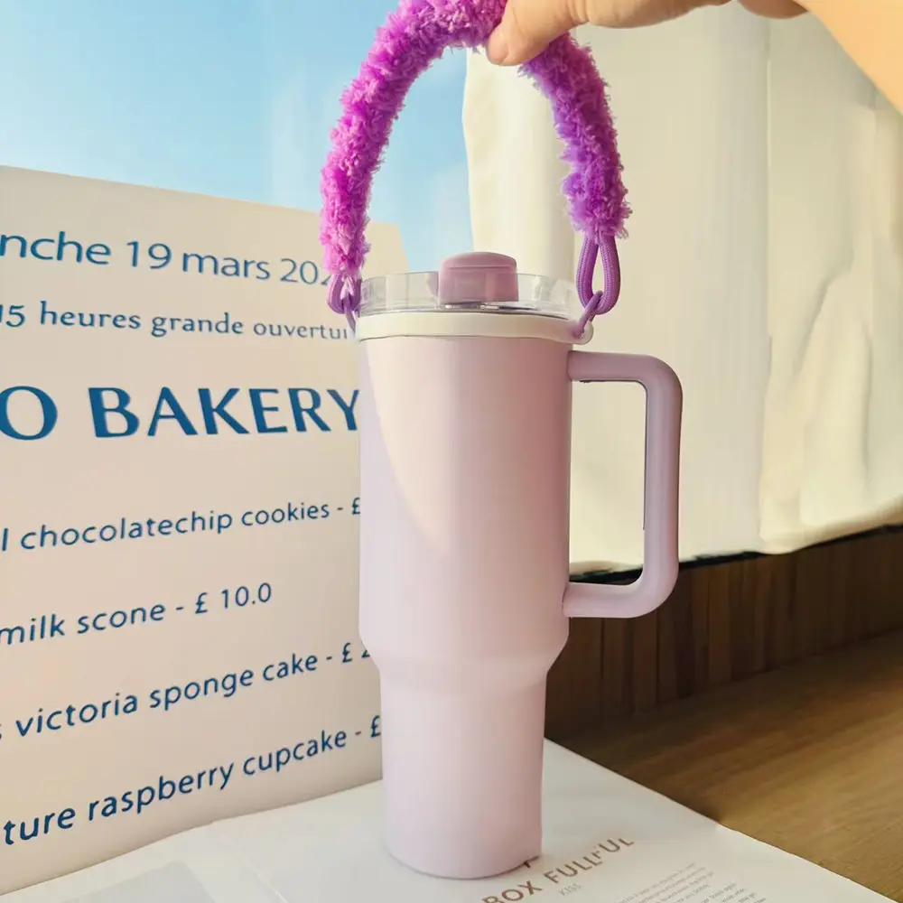 Cute Plush Tumbler Handle Strap For Stanley Cup 30/40 oz Thermos Accessories Kawaii Water Bottle Carrier Sling Holder With Strap