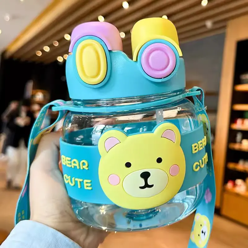 Kawaii Bear Water Bottle 1 Litre With Strap Straw For Kids Large Cute Plastic Coffee Bubble Milk Tea Juice Travel Drink Bottle