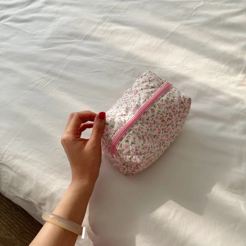 Cute Korean Flower Makeup Bag Travel Makeup Pouch Organizer Storage Bags Kawaii Portable Small Cosmetic Bag For Women Girl Gift