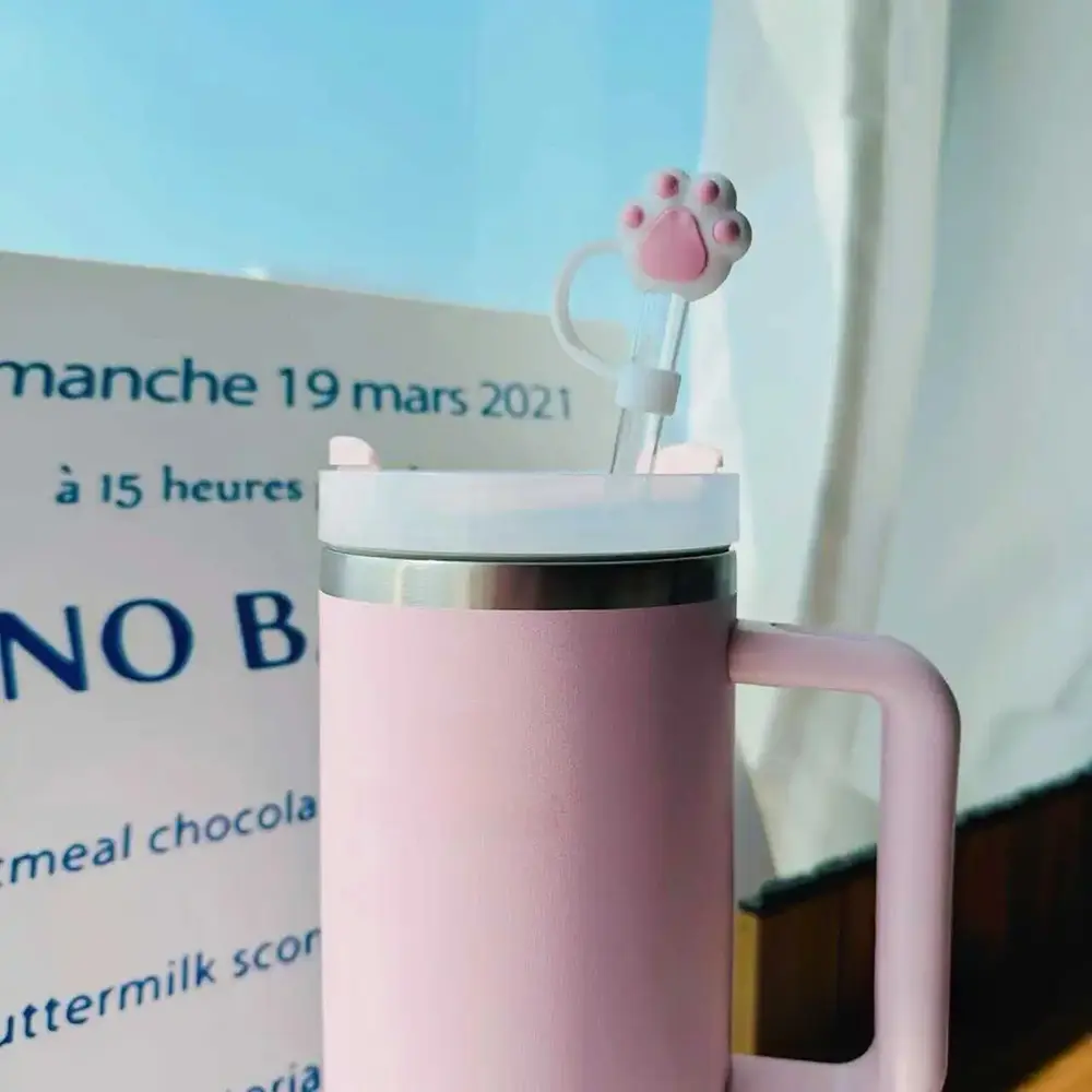 Cute Cat Claw Straw Cover Cap For Stanley Cup 40 oz Tumbler Accessories Kawaii Silicone Straw Topper Tips Cover For 10mm Straws