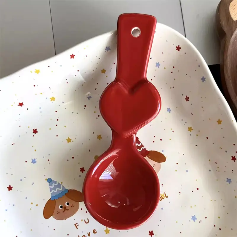 Cute Hearts Soup Spoon Korean Kawaii Ins Solid Color Ceramic Ice Cream Hand Painted Dessert Rice Pretty Spoon Kitchen Tableware