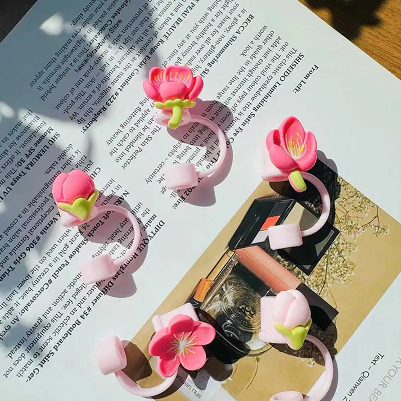 Kawaii Flower Straw Cover Cap  For Stanley Cup 40oz Tumbler Accessories Silicone Straw Topper Protector Cap For 10mm Straws