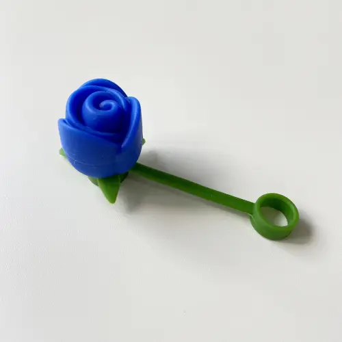 Cute Rose Straw Covers Caps Accessories For Stanley Tumbler Cup 40oz Kawaii Silicone Flower Thermos Straw Topper For 10mm Straws