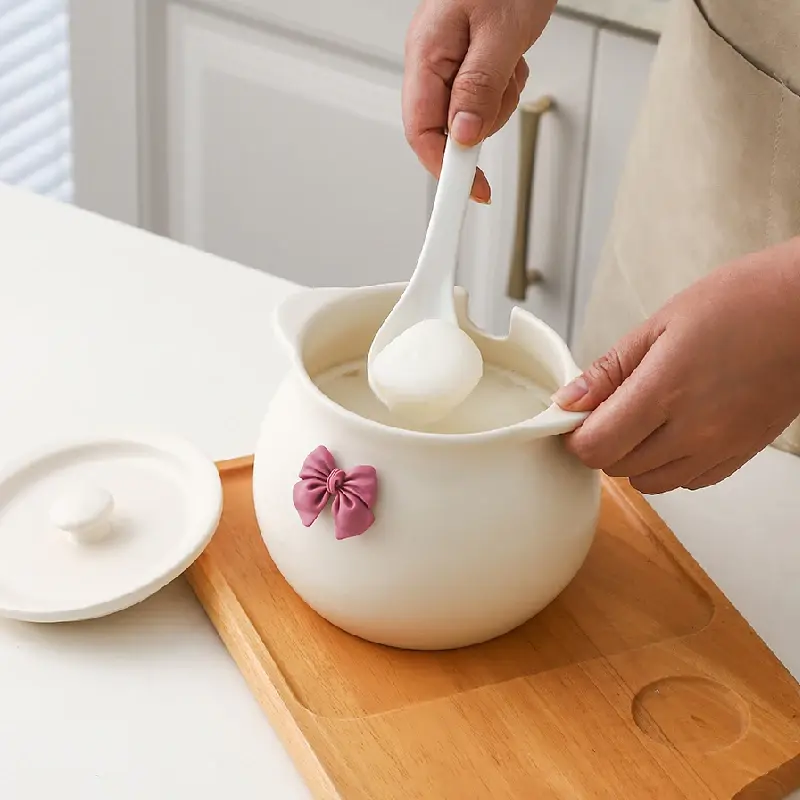 Household Ceramic Seasoning Pot Container with Lid Spoon Ceramic Sugar Bowl Seasoning Box Salt Pot Tea Pot Kitchen Countertop