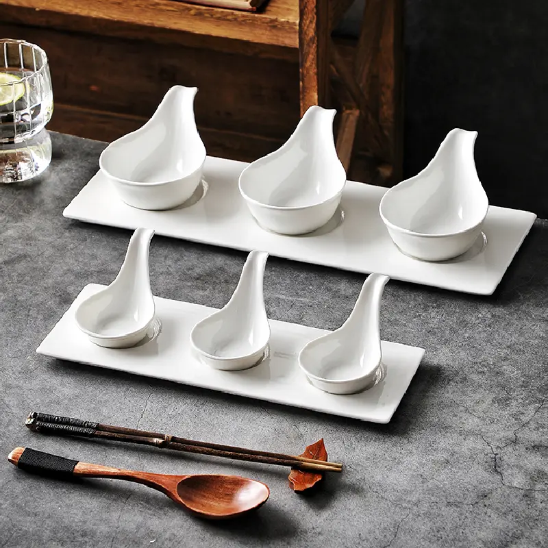 Fruit Salad Bowl White Ceramic Dessert Bowl with Golden Border Fruit Tray Food Storage Decorative Tableware Kitchen Home