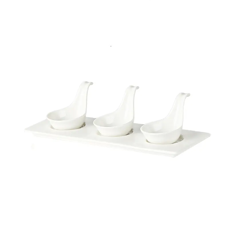 Fruit Salad Bowl White Ceramic Dessert Bowl with Golden Border Fruit Tray Food Storage Decorative Tableware Kitchen Home