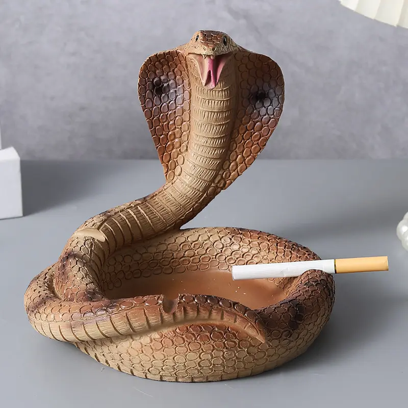 Cobra Ashtray Resin Snake Ashtray Living Room Bedroom Anti-fly Ash Creative Decorations Home Decoration Accessories Ashtray