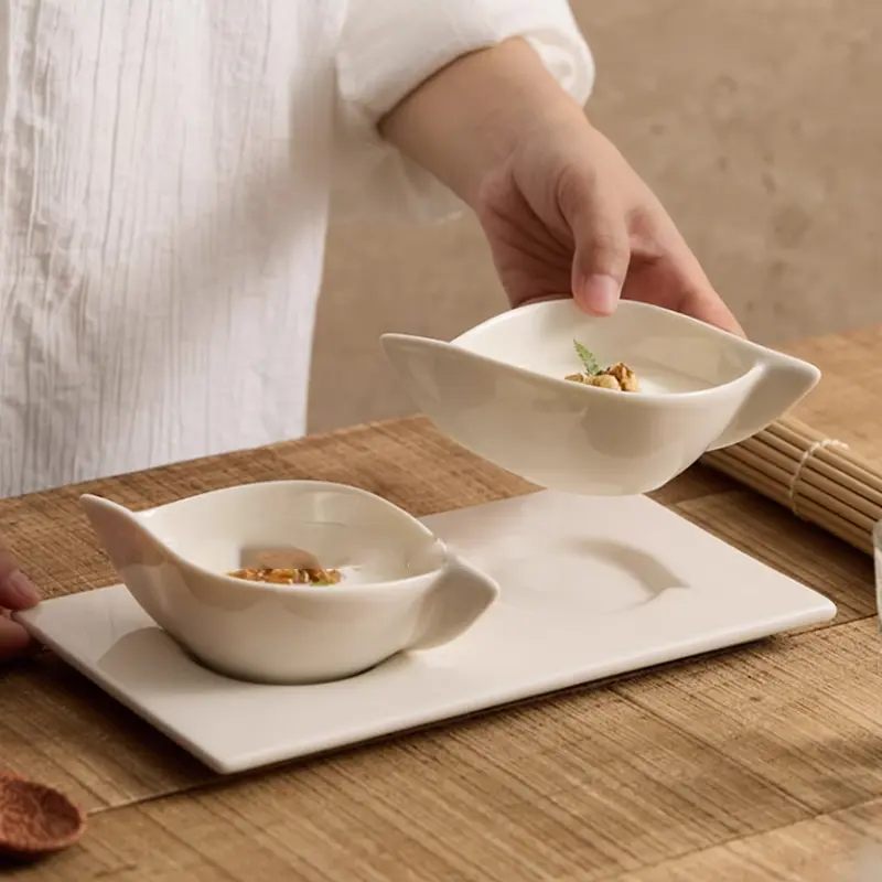 Chinese White Ceramic Shaped Small Plates with Two Compartments for Snacks and Cold Dishes Irregular Tableware Kitchen Supplies