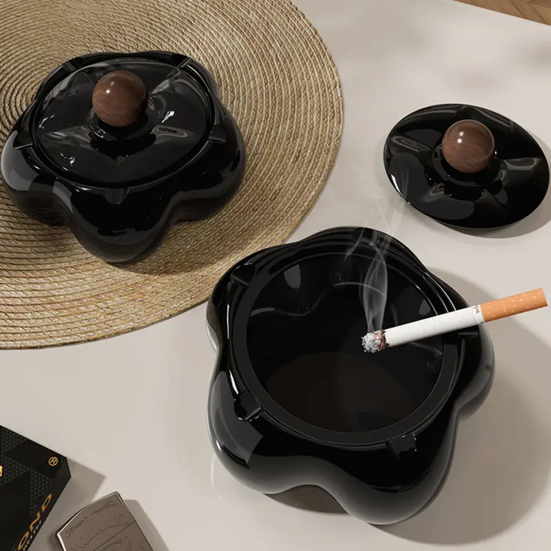Flower Shaped Ceramic Ashtray with Lid Anti Fly Bedroom Office Decoration Home Living Room Black Ceramic Ashtray Decoration