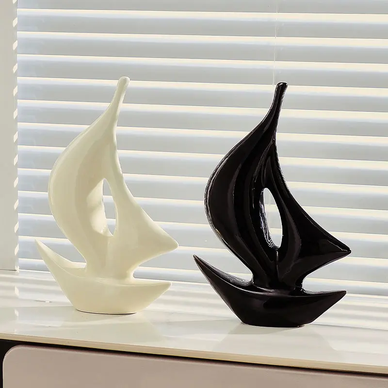 Home Ceramic Sailing Ornaments Luxury Living Room Wine Cabinet TV Cabinet Office Decoration Ceramic Crafts Housewarming Gift