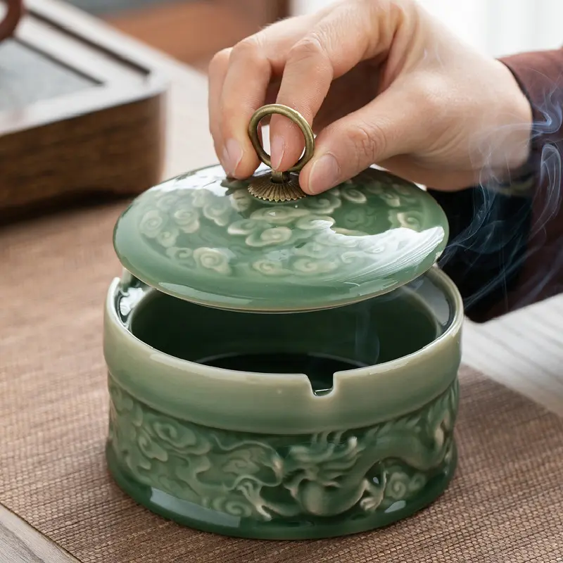Celadon Ashtray Creative Relief Ashtray with Cover Anti-fly Ash Home Office Tea Set Accessories Ceramic Ashtray Ornaments