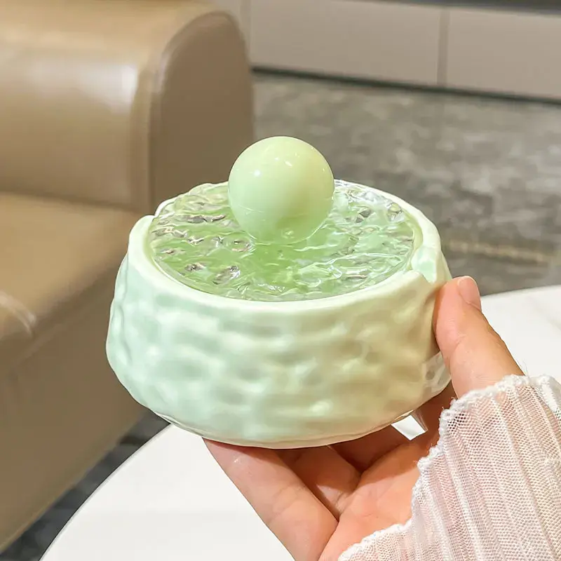 Cheese-shaped Ceramic Ashtray with Cover To Prevent Fly Ash Household Decorations Bedroom Living Room Gift Ashtray for Friends