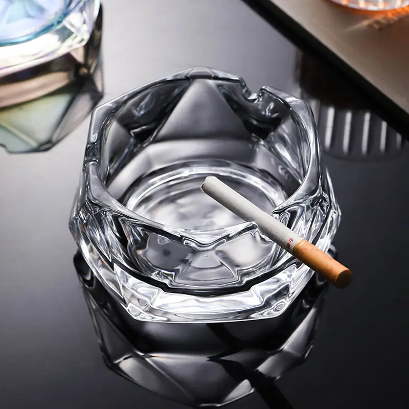 Home Creative Transparent Glass Ashtray Light Luxury Trend Living Room Geometric Ashtray Office Anti-flying Ash Crystal Ashtray