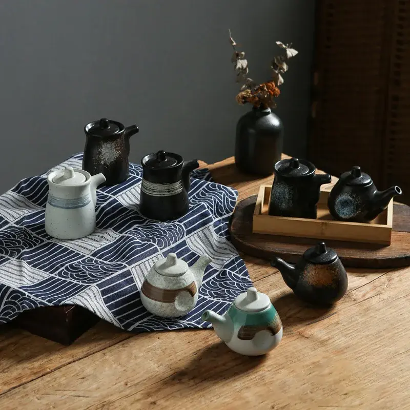 Japanese Retro Ceramic Oil Pot Household Kitchen Utensils Seasoning Pot Oil Vinegar Seasoning Bottle Kitchen Ceramic Tableware
