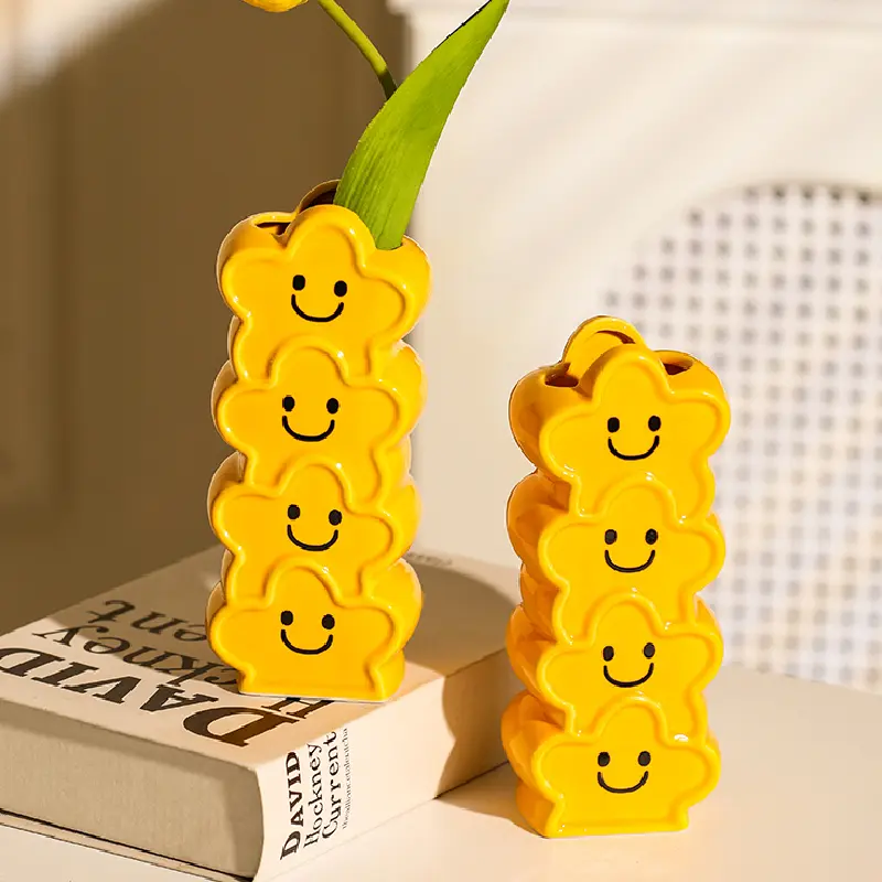Smiling Ceramic Vase Dried Flower Flower Arrangement Accessories Creative Desktop Mini Vase Ornaments Living Room Decoration