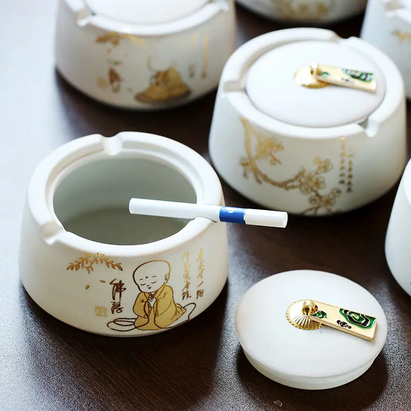 White Ceramic Ashtray with Lid Ashtray Gold Watermark Pattern Anti-fly Ash Home Living Room Ceramic Ashtray Ornaments Gifts