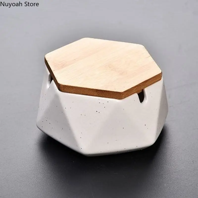 Nordic Ceramic Ashtray Creative Home Living Room Storage Box Office with Cover Anti Fly Ash Ashtray Home Decoration Accessories