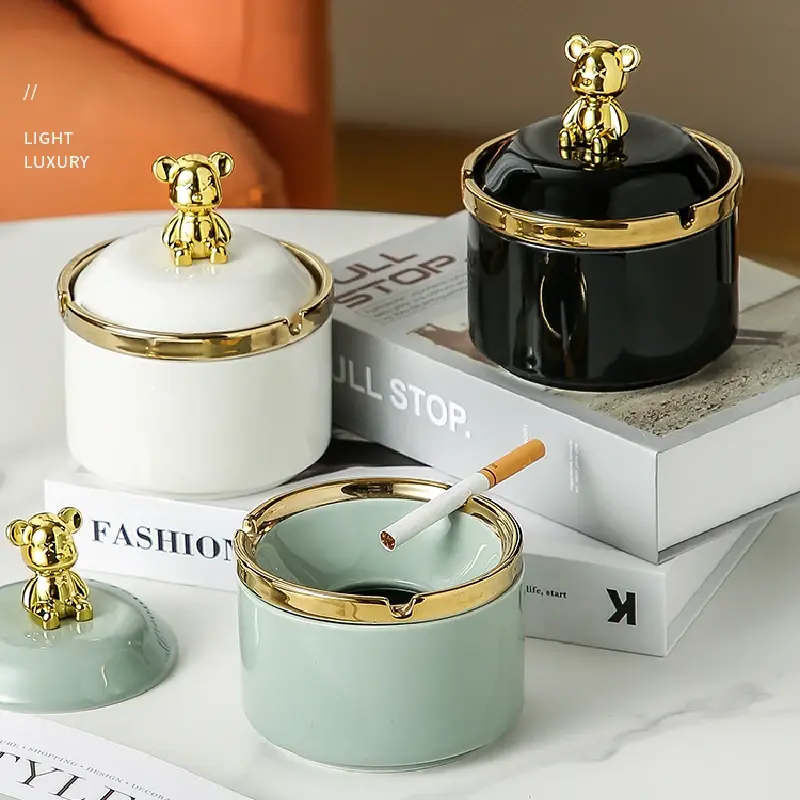 Golden Bear Ceramic Ashtray Gold Funnel Ashtray with Cover To Prevent Fly Ash and Wind Household Living Room Decorative Ashtray