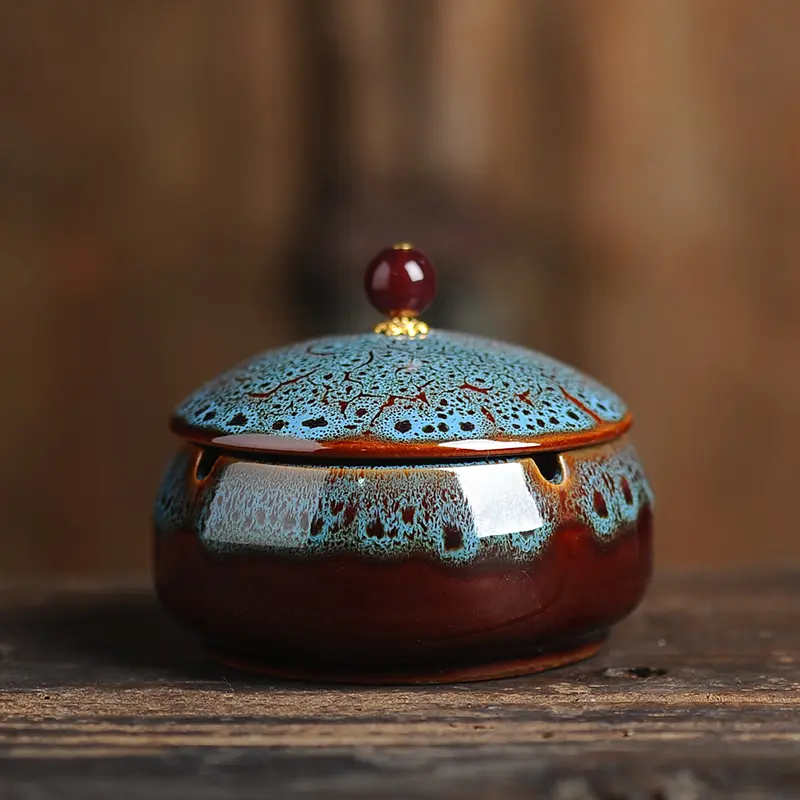 Kiln-changing Ceramic Ashtray with Cover Round Windproof Ashtray Table Decoration Living Room Decoration Accessories Ashtray