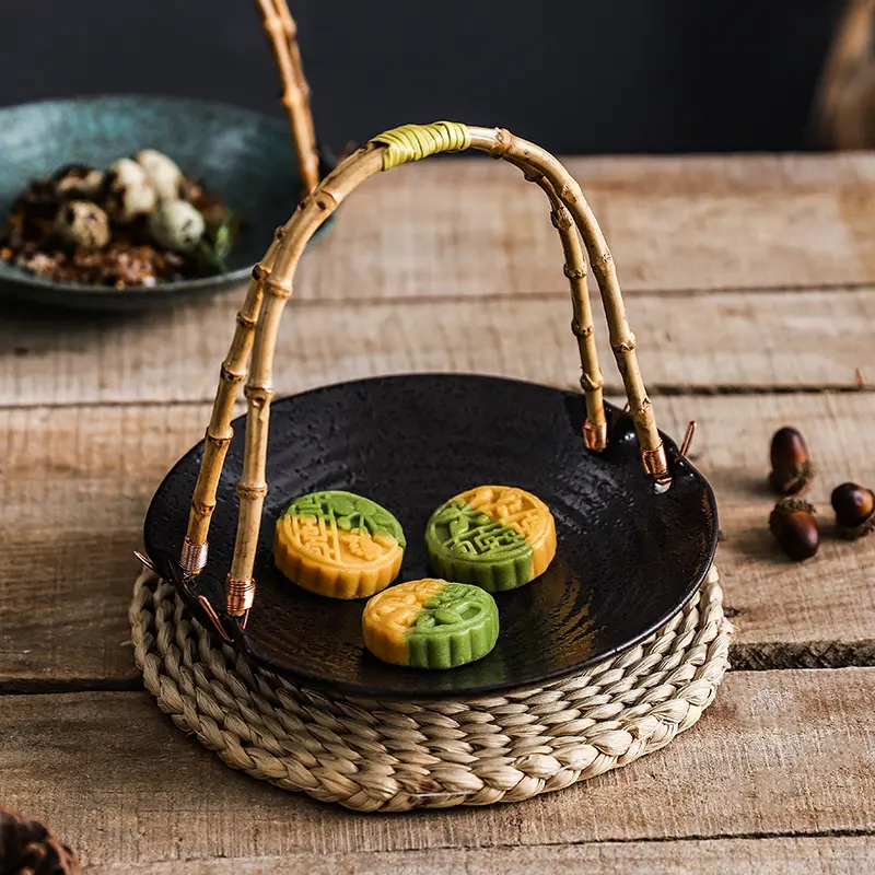 Creative Ceramic Dish Portable Basket Hotel Special Dish Restaurant Ceramic Dish Table Decoration Round Tray Creative Tableware