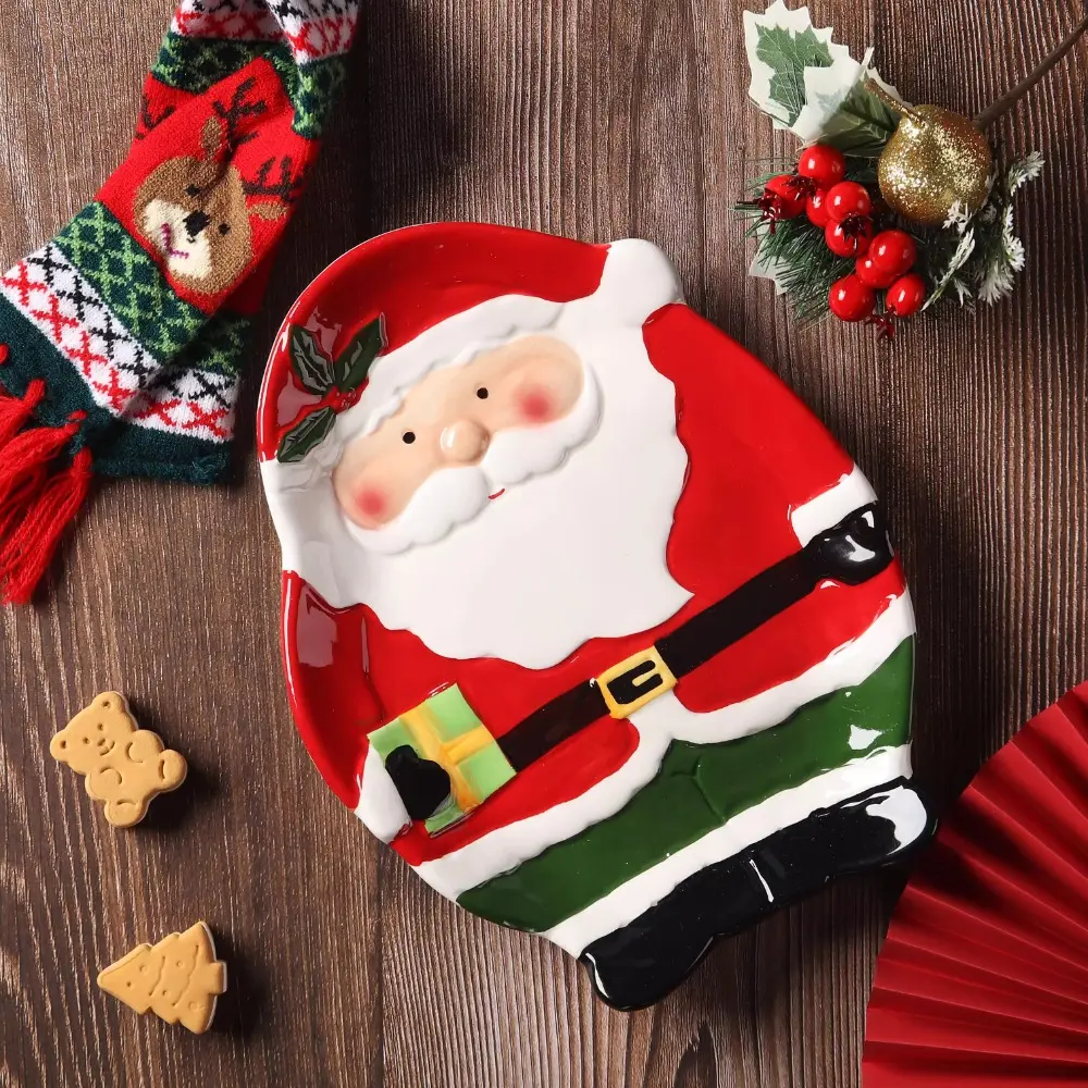 Three-dimensional Santa Claus Pine Shaped Ceramic Plate Breakfast Plate Dessert Plate Christmas Tableware Creative Display Tray
