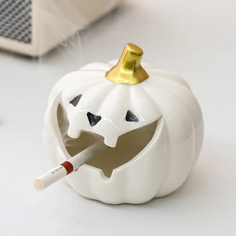 American Creative Pumpkin Head Cute Halloween Ashtray Home Living Room Fly Ash-proof American Ornaments Ceramic Pumpkin Ashtray