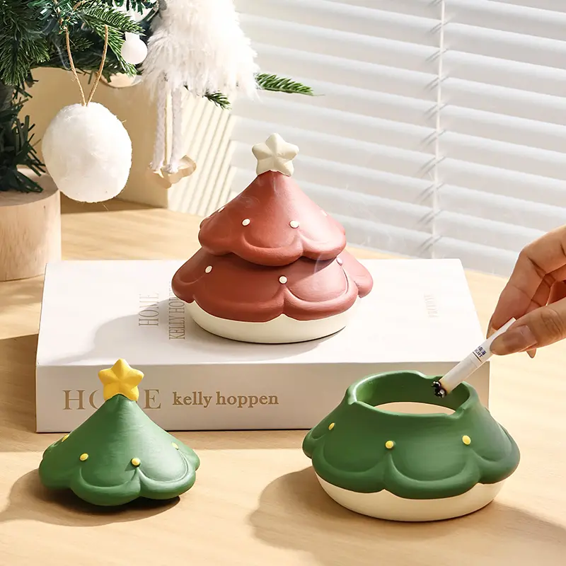 Tree House Ashtray Ceramic Christmas Tree Modeling with Cover Ash Flying Ashtray Household Ashtray Christmas Tree Ornaments