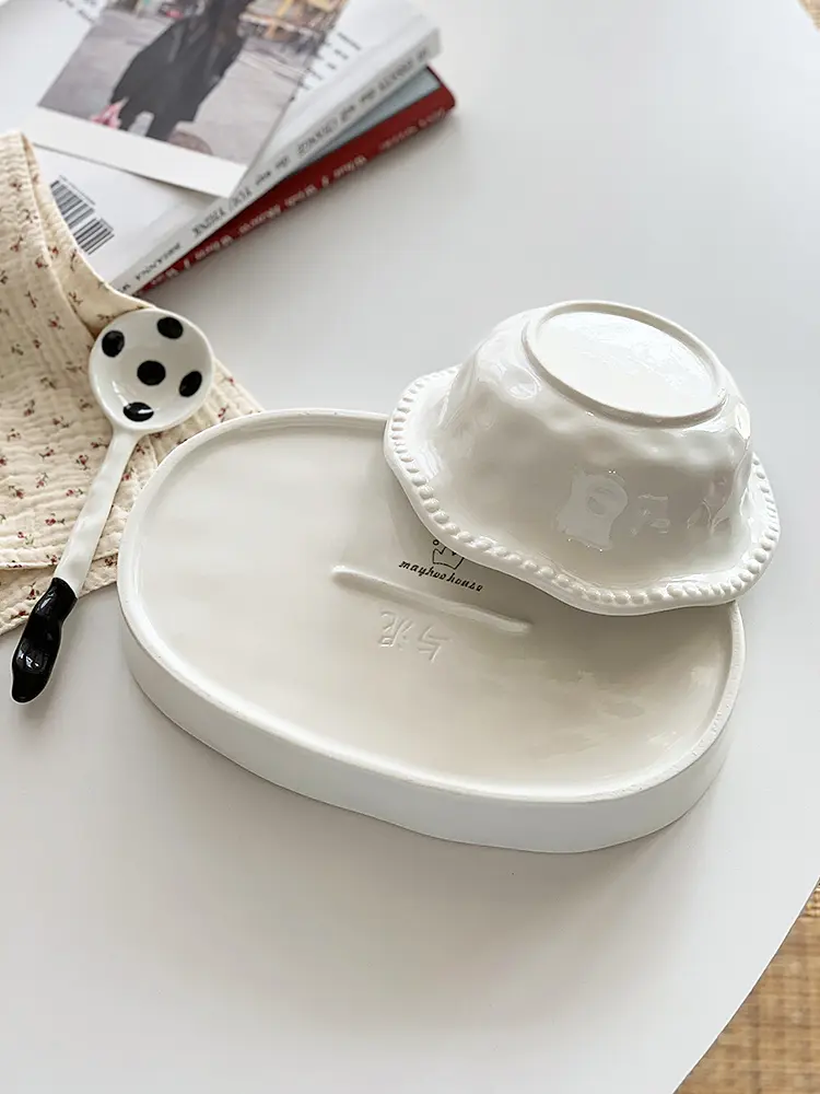 Japanese Polka Dot Tableware Set Handmade Ceramic Oatmeal Yogurt Bowl Oval Plate Spoon Fruit Salad Platter Bread Snack Tray