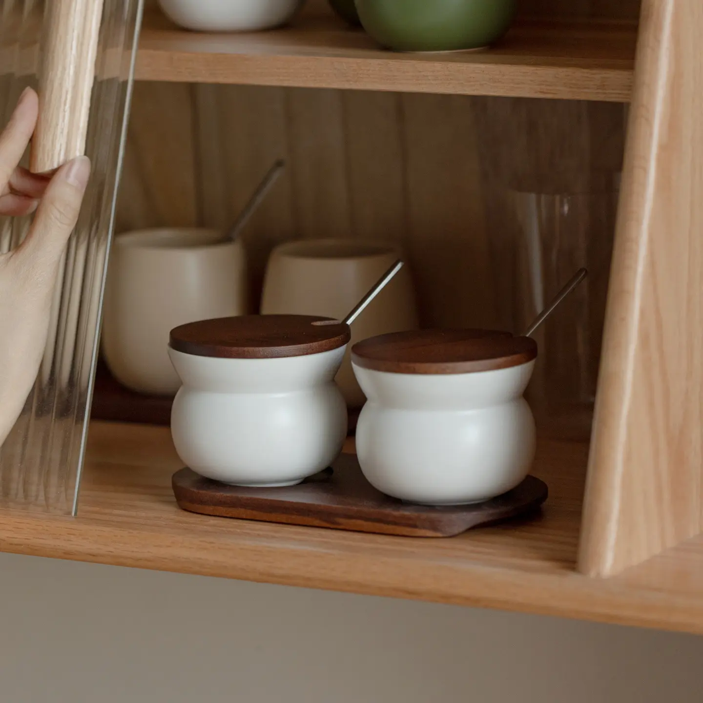 Nordic Household Ceramic Seasoning Jar Cone-shaped Seasoning Box Kitchen Storage Container Household Accessories Ceramic Jar