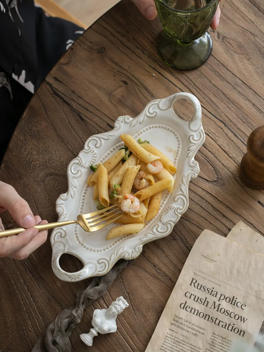 Binaural Long Plate French Retro Relief Spaghetti Tray Dessert Oval Dish Western Steak Dishes Nordic Kitchen Tableware