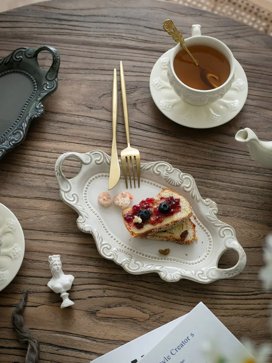 Binaural Long Plate French Retro Relief Spaghetti Tray Dessert Oval Dish Western Steak Dishes Nordic Kitchen Tableware