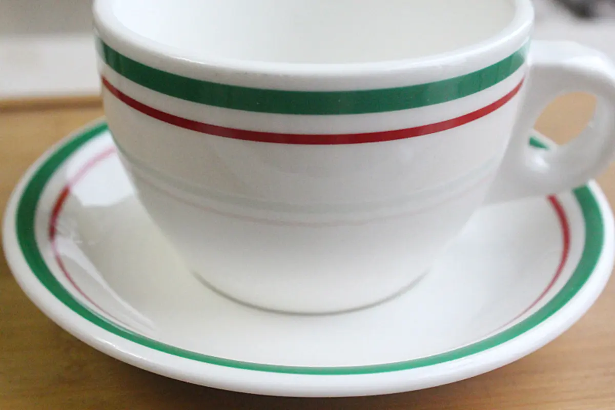 Nordic Coffee Cups Saucers Set Afternoon Tea Cups Cake Dessert Dish Retro Minimalist Lines Ceramic Mug Biscuit Small Plate
