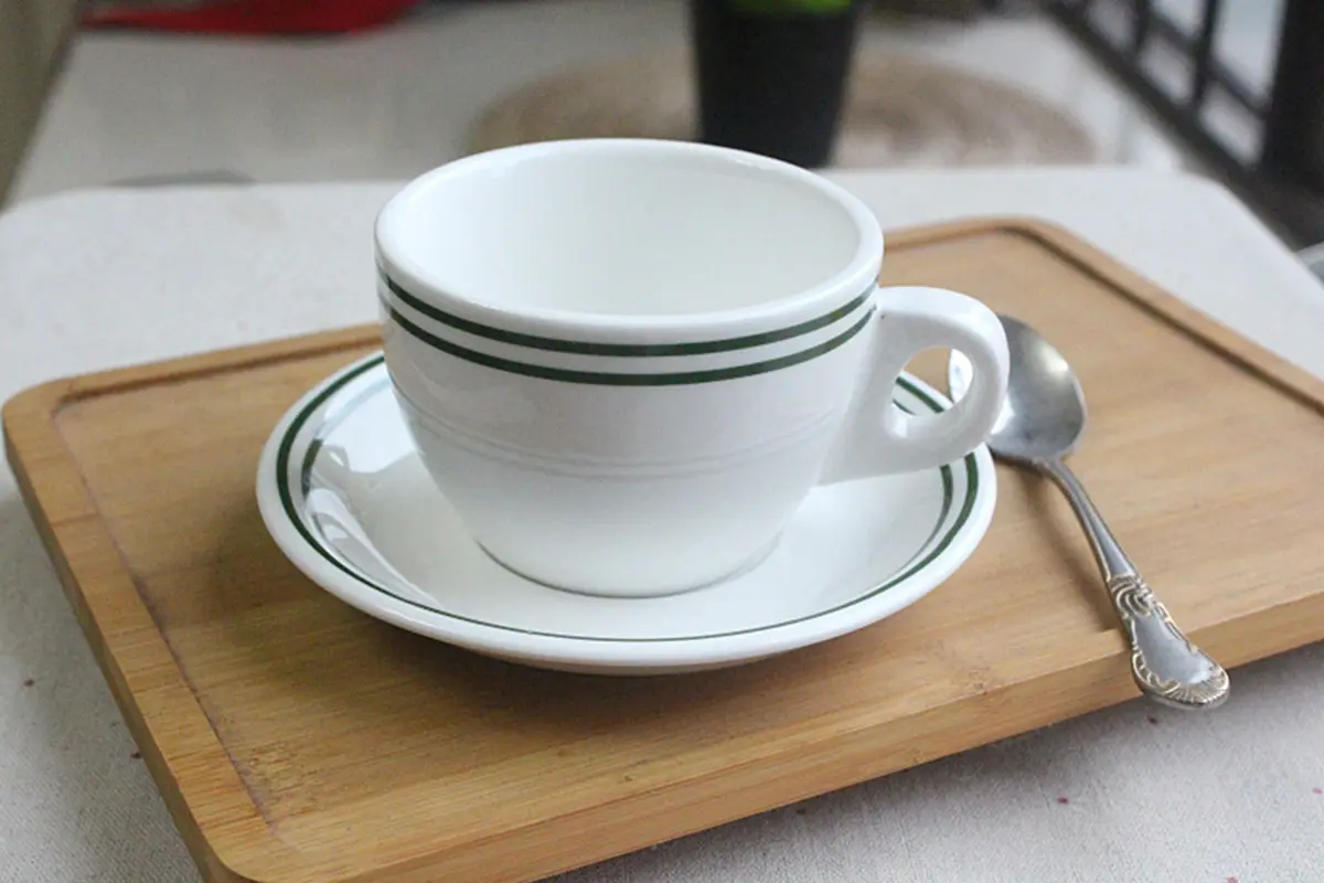 Nordic Coffee Cups Saucers Set Afternoon Tea Cups Cake Dessert Dish Retro Minimalist Lines Ceramic Mug Biscuit Small Plate