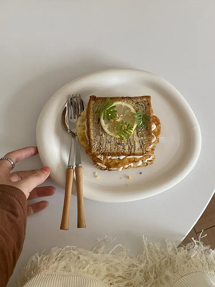 White Ceramic Breakfast Plate Creative Irregular Simple Western Food Plate Solid Color Salad Cake Plate