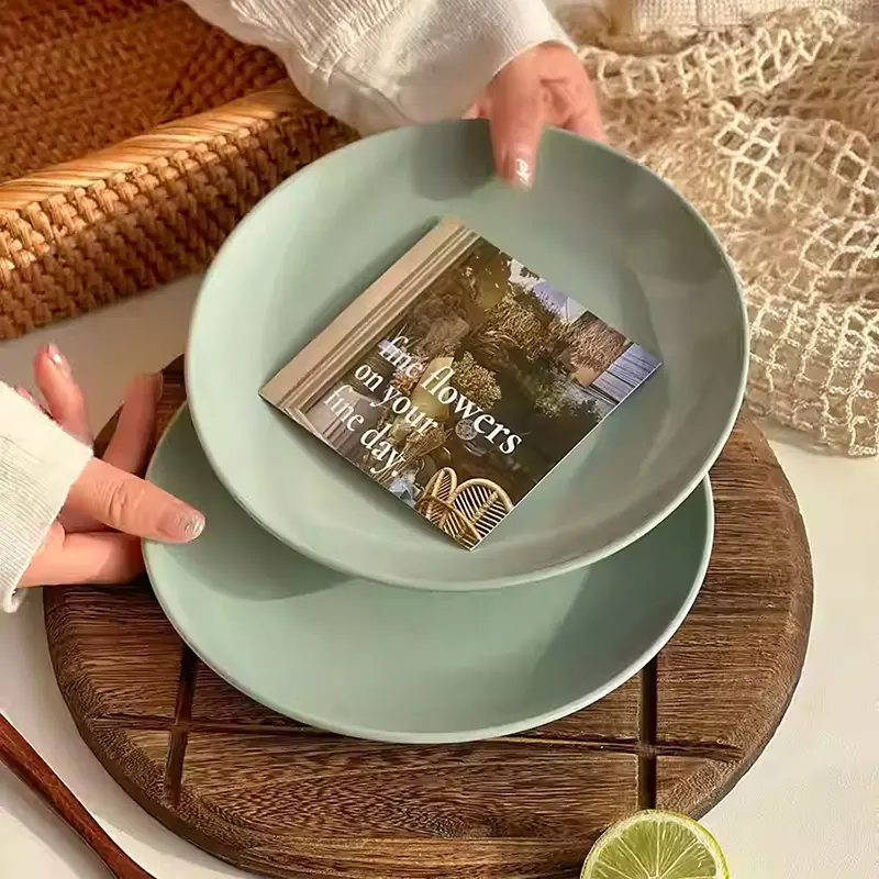 Green Ceramic Plate Household 19.7cm Round Dinner Disc Dessert Cake Shallow Plates Coffee Shop Solid Colour Tableware