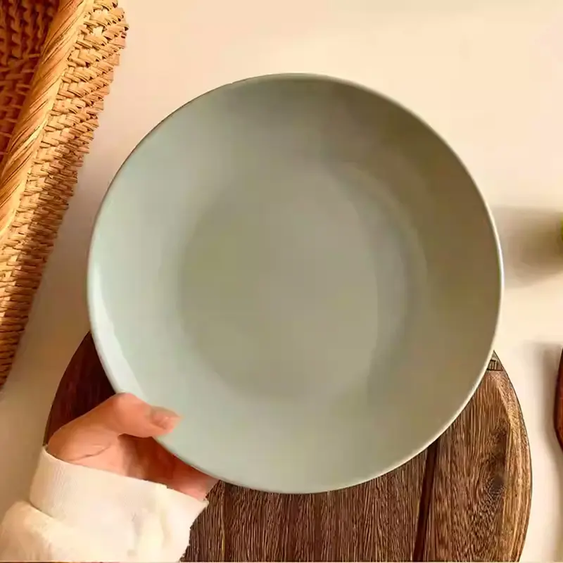 Green Ceramic Plate Household 19.7cm Round Dinner Disc Dessert Cake Shallow Plates Coffee Shop Solid Colour Tableware