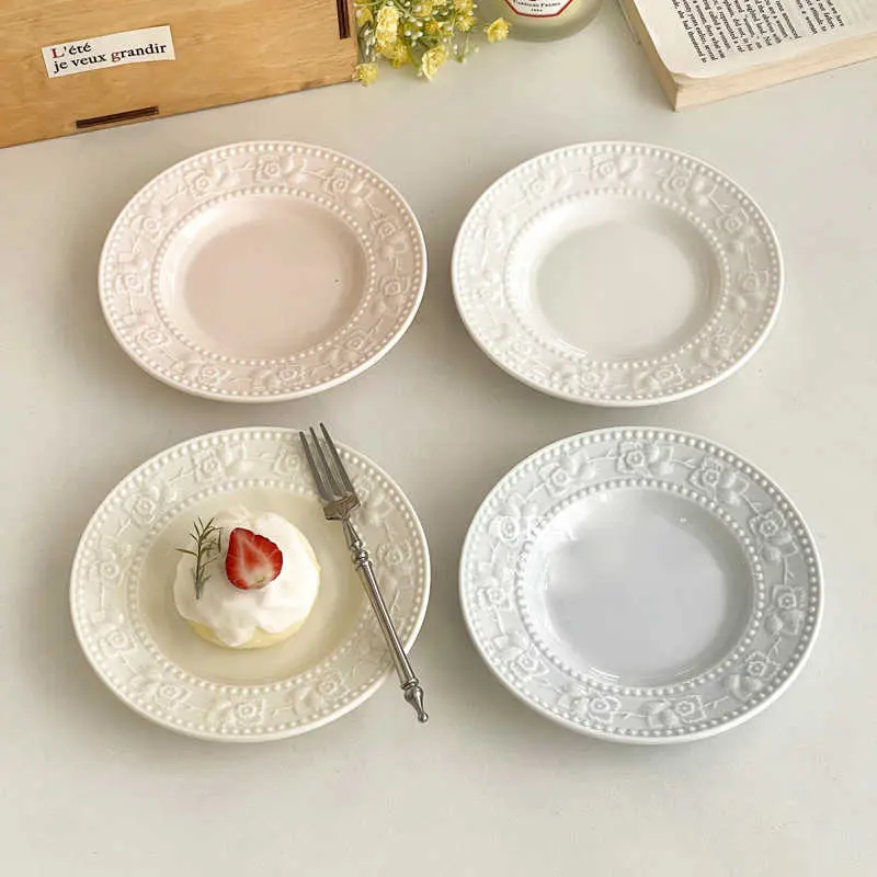 French Relief Exquisite Afternoon Tea Cake Plate Light Luxury Breakfast Bread Disc Home Ceramic Dessert Dish 15cm