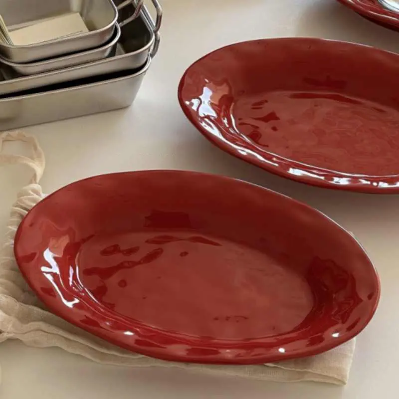 Red Ceramic Oval Plate Irregular Simple Spaghetti Plates Solid Colour Dinner Disc Household Deep Dish Pastry Plate 24cm