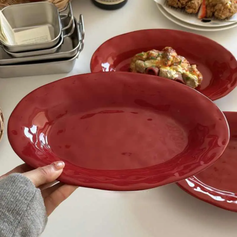Red Ceramic Oval Plate Irregular Simple Spaghetti Plates Solid Colour Dinner Disc Household Deep Dish Pastry Plate 24cm
