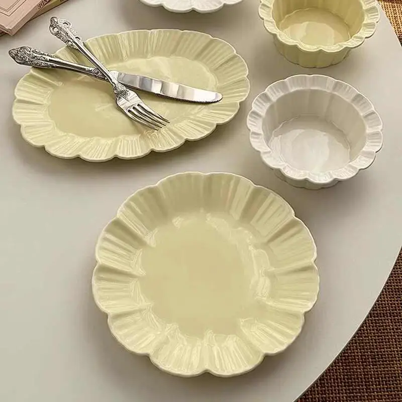 324