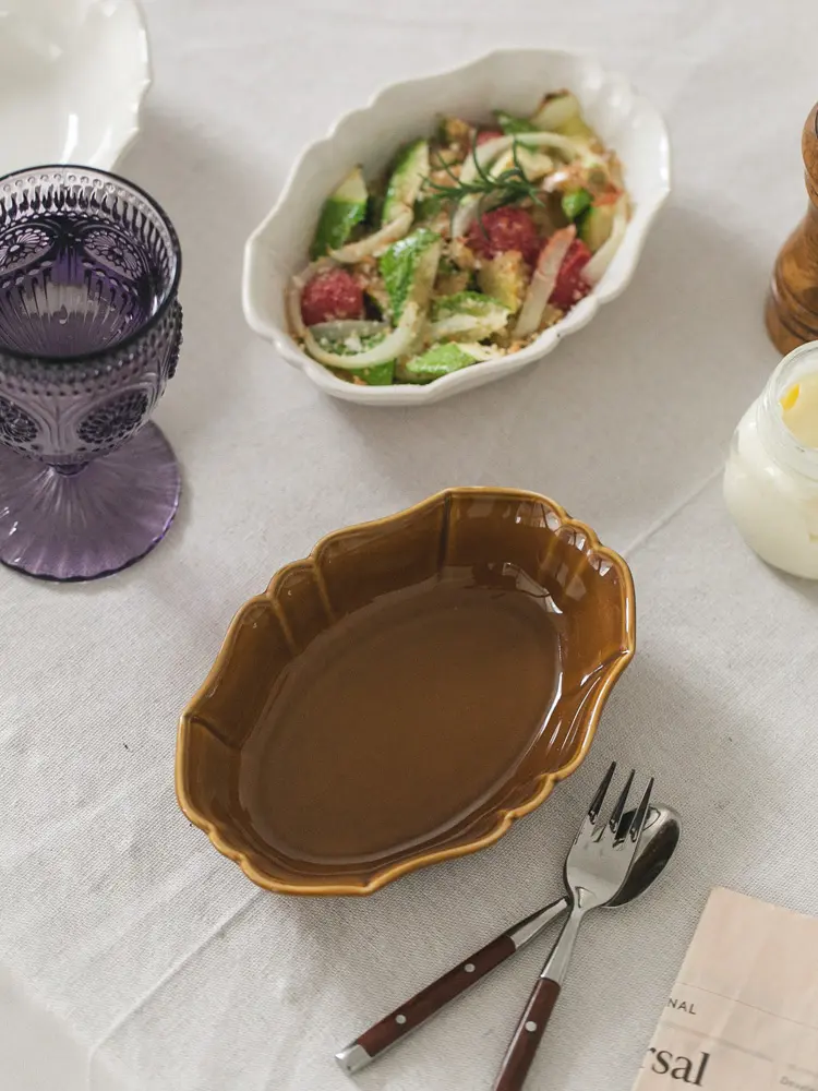 Japanese Vintage Ceramic Plate Home Relief Oval Baking Dish Large Capacity Salad Tray Fruit Snack Dishes Kitchen Tableware