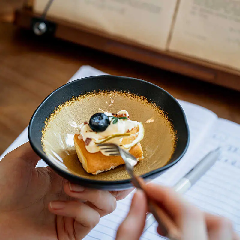 Irregular Hotpot Dipping Bowl Ceramic Flavor Saucer Creative Dessert Bowl Japanese Sushi Dipping Sauce Plate