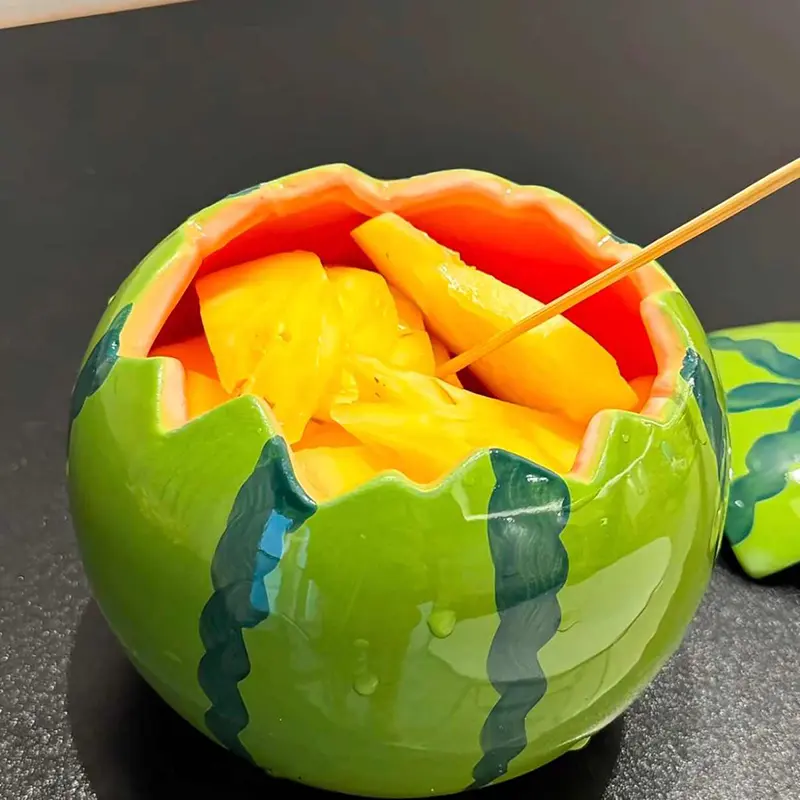 Creative Ceramic Watermelon Cup With Lid Cartoon Cute Fruit Yogurt Salad Mug 610ml Household Drinkware Girls Birthday Gift