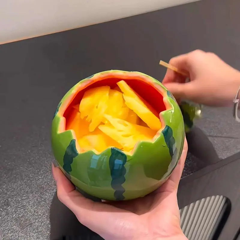Creative Ceramic Watermelon Cup With Lid Cartoon Cute Fruit Yogurt Salad Mug 610ml Household Drinkware Girls Birthday Gift