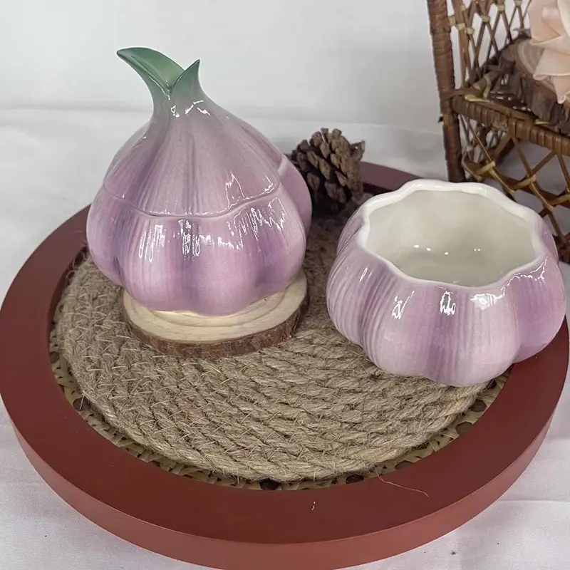 Ceramic Small Candy Jar Underglaze Onion Shape Jewelry Storage Jar Light Luxury Storage Kitchen Home Decoration Ornaments