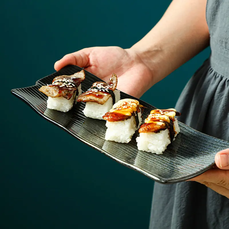 Japanese Ceramic Plate Household Striped Sushi Plates Exquisite Hotel Tableware 26cm Dessert Pastry Disc
