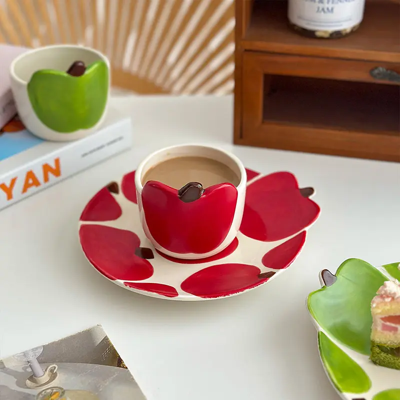 Hand-painted Apple Underglaze Ceramic Dinner Plate Creative Dessert Snack Dish Afternoon Tea Pastry Disc Breakfast Plates