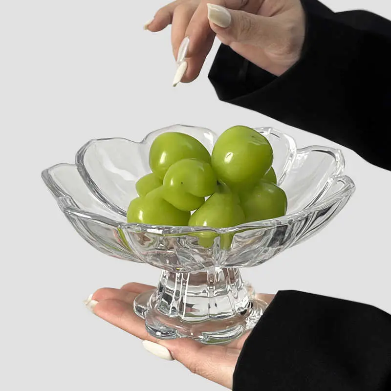324
