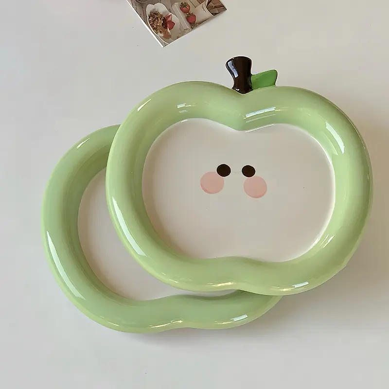 Green Apple-shaped Ceramic Plate Creative Dessert Cake Plates Household Fruit Salad Snack Pastry Dish Kitchen Tableware