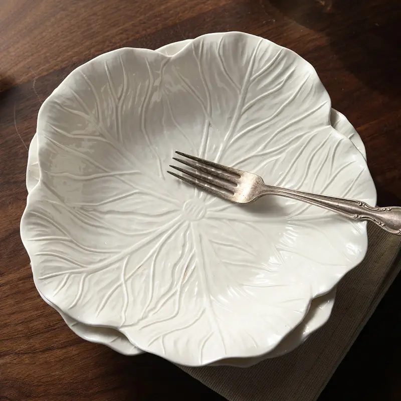 Creative Relief Ceramic Salad Plate Hotel Restaurant Deep Plates Exquisite Irregular Tray White Tableware